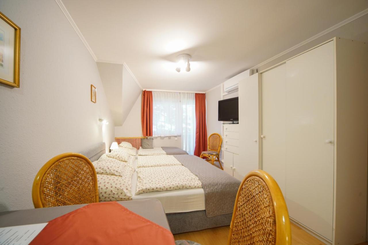 Holiday home Siesta Vendeghaz *
