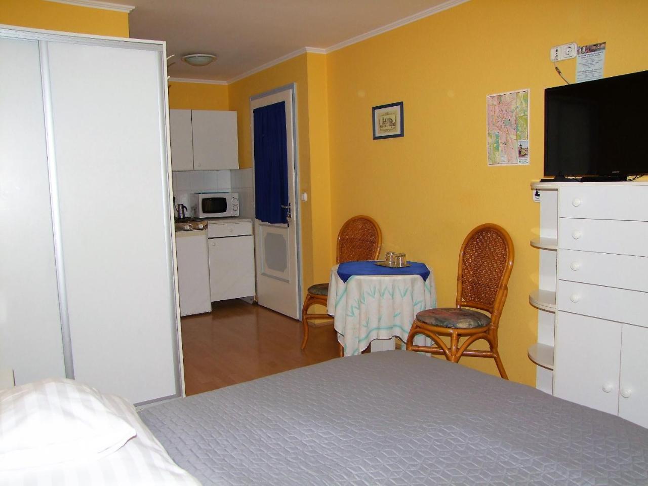 Siesta Vendeghaz Holiday home